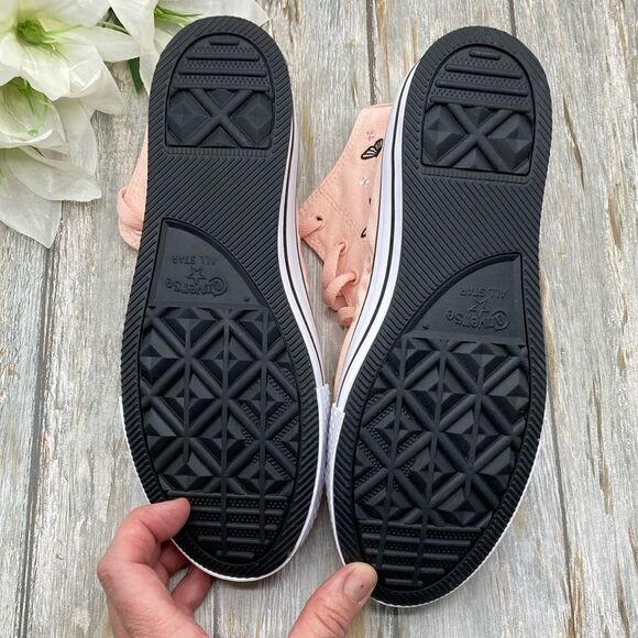 Converse Chuck Taylor All Star Butterflies Hightop Sneaker Shoes Size 7.5 - Picture 9 of 10